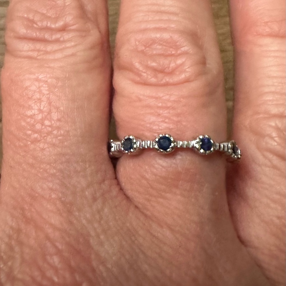 Sonia B 14 K white gold  Blue Sapphire Station Stackable Ring size 6